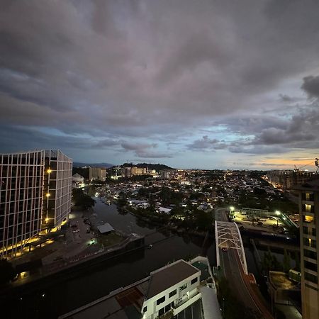 Riverside Opulent Nights At Sky Hotel Kota Kinabalu Luaran gambar