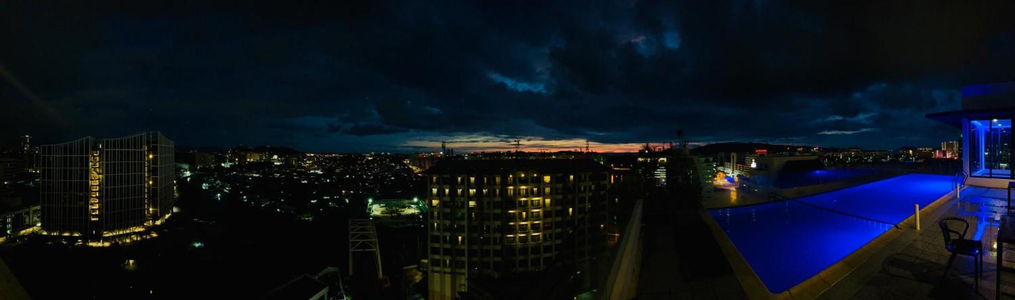 Riverside Opulent Nights At Sky Hotel Kota Kinabalu Luaran gambar