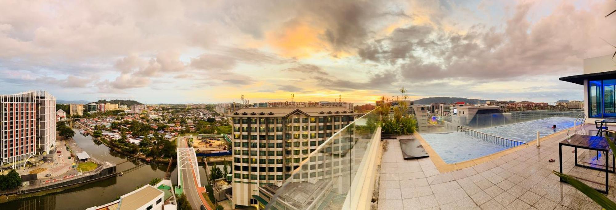 Riverside Opulent Nights At Sky Hotel Kota Kinabalu Luaran gambar