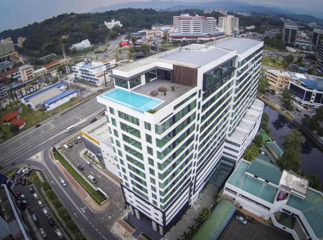 Riverside Opulent Nights At Sky Hotel Kota Kinabalu Luaran gambar